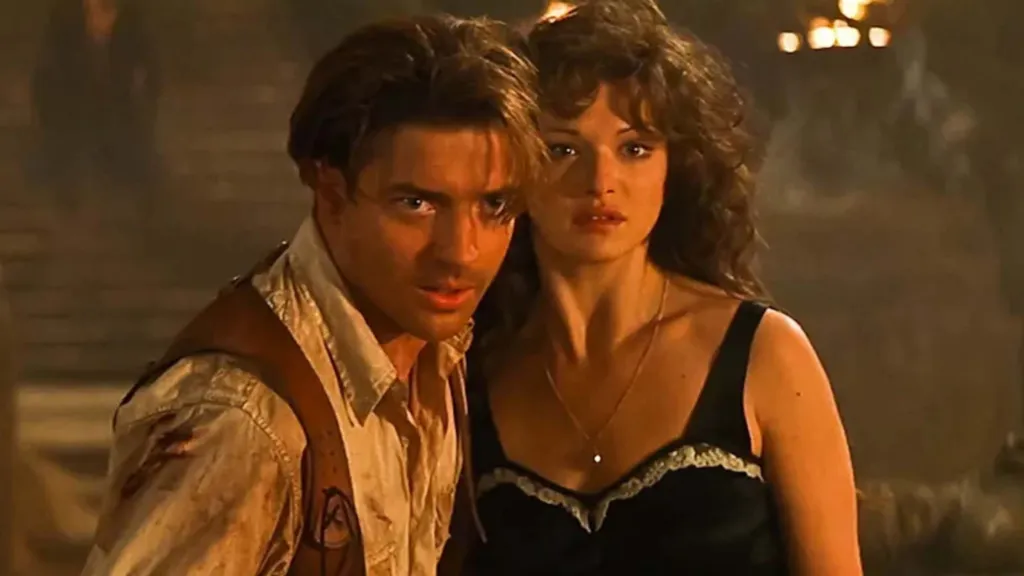 Brendan Fraser e Rachel Weisz em The Mummy