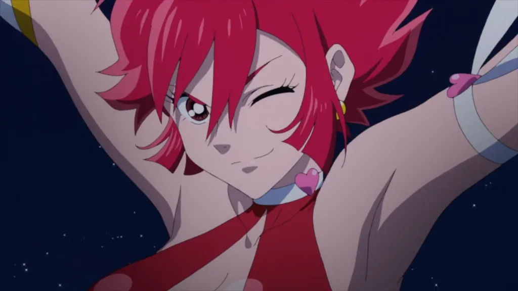 Cutie Honey em uma pose de luta em seu uniforme.